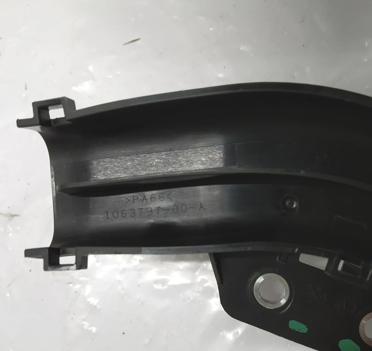 Кронштейн проводки чарджер блоку (GEN3) (72A 1 фаза) Tesla model REST, Tesla model X 1063797-00-A