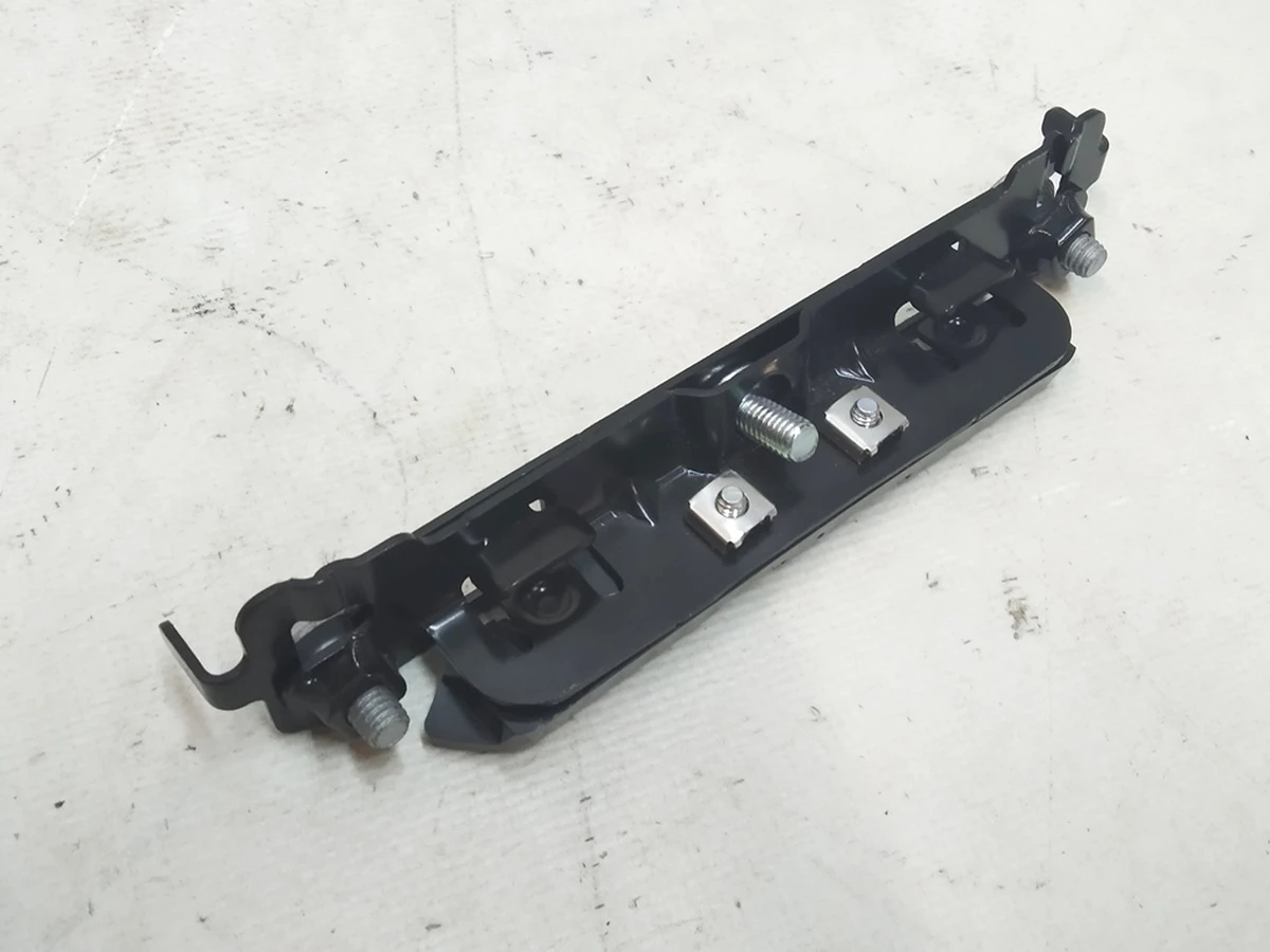 Кронштейн демпфер (отбойник) верхней панели задних дверей Tesla Model X 1064246-00-D