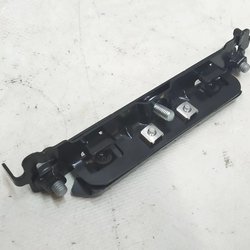 23 Накладка гумова демпфер (відбійник) верхньої панелі задніх дверей Tesla Model X 1067456-00-B