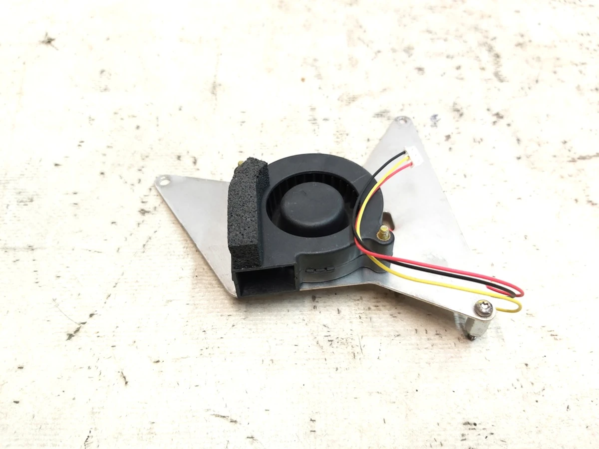 Вентилятор охолодження плати центрального процесора TEGRA в зборі MCU Tesla model S REST, model X 1451809-00-A