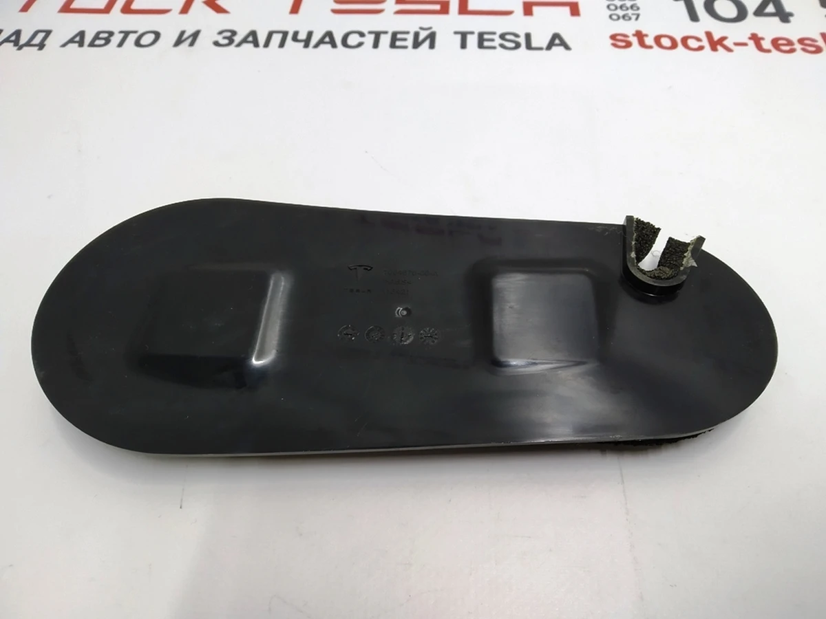 6 Заглушка замка двері задні права Tesla model S REST 1064670-00-A
