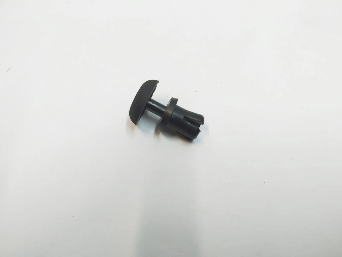 3 PUSH PULL RIVET,6X4-5.5 GRIP,PLA Tesla model X 1065223-00-D