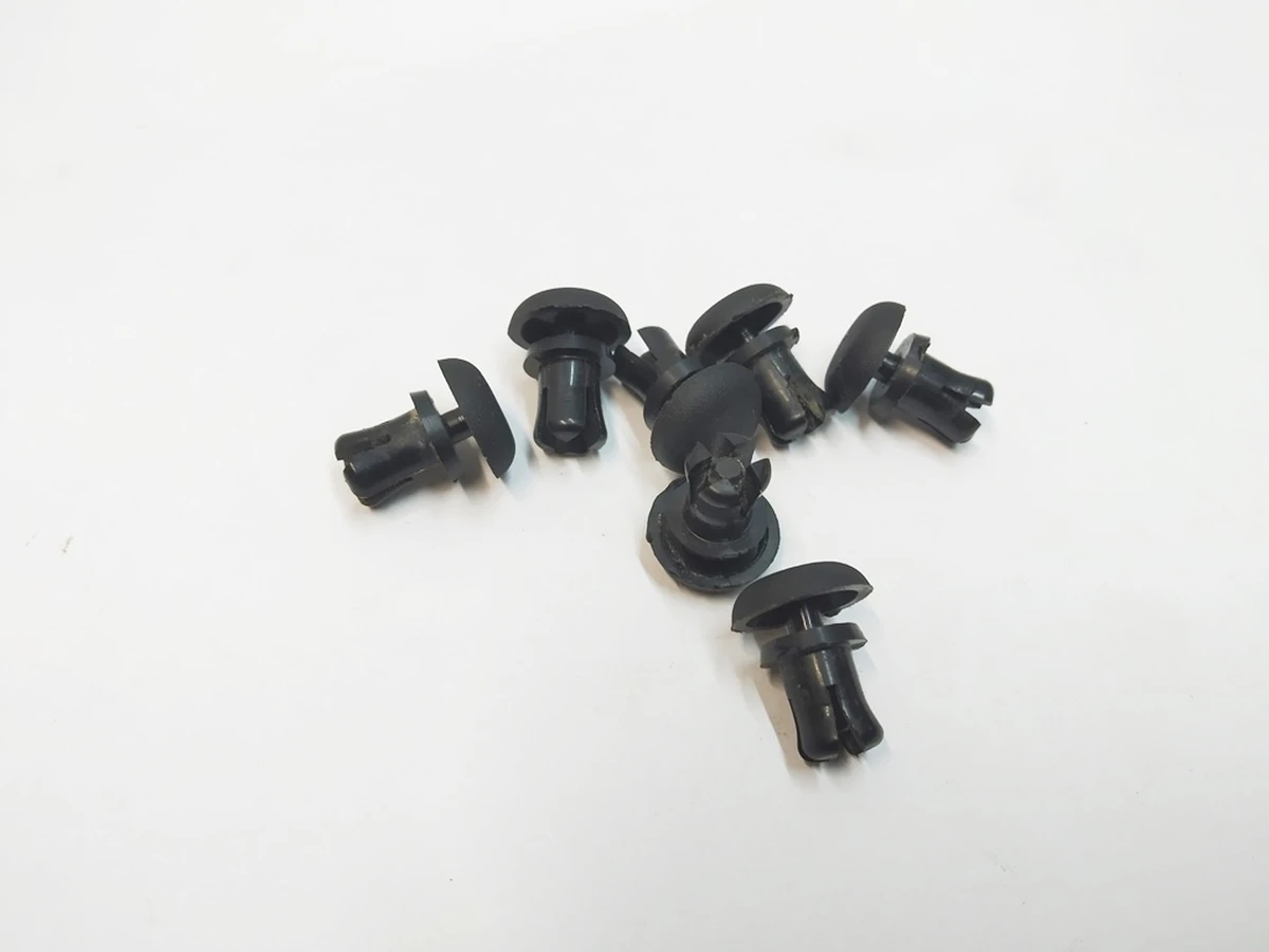 3 Клипса панели задней двери 6X4-5.5 GRIP,PLA Tesla model X 1065223-00-D