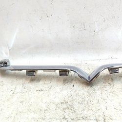 4 Накладка V-образна декоративна переднього гриля хром (пташка) Tesla model S REST 1065233-00-D