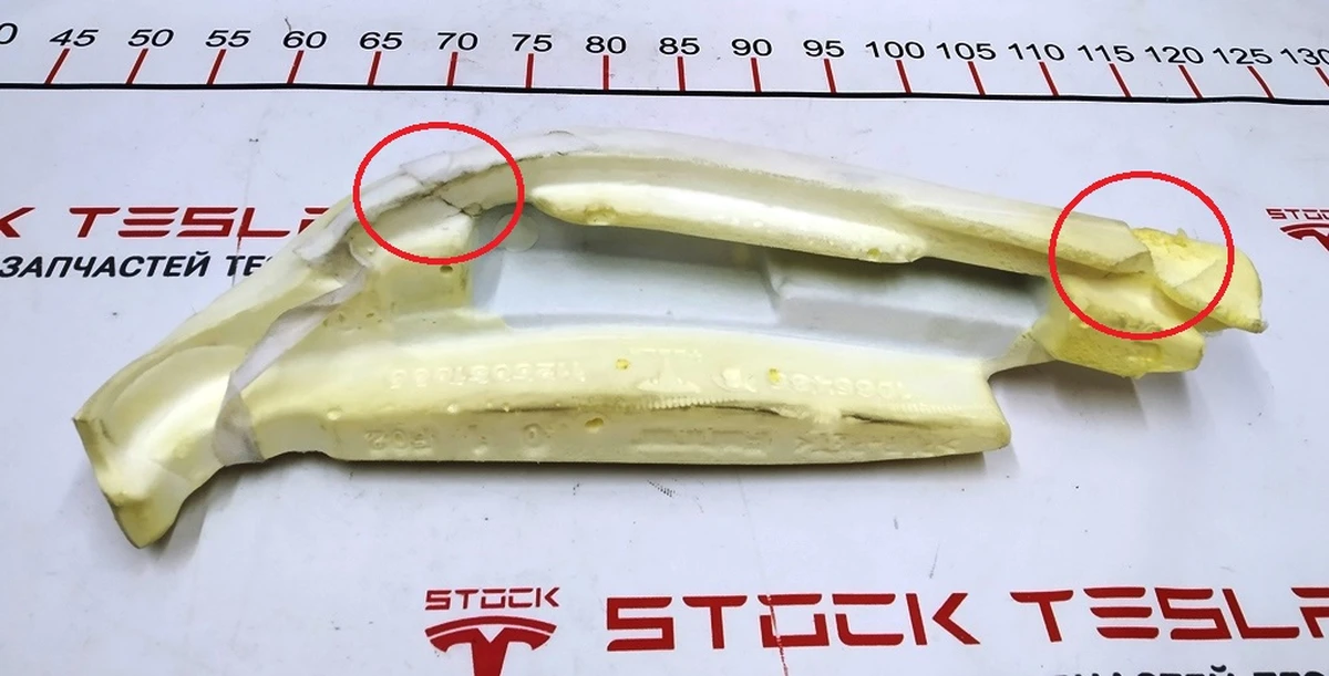 1 Пенный наполнитель боковой поддержки водительского сиденья левый (с повреж.) Tesla model S REST, model X 9876527-03-A