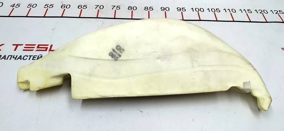 1 Пенный наполнитель боковой поддержки водительского сиденья левый (с повреж.) Tesla model S REST, model X 9876527-03-A