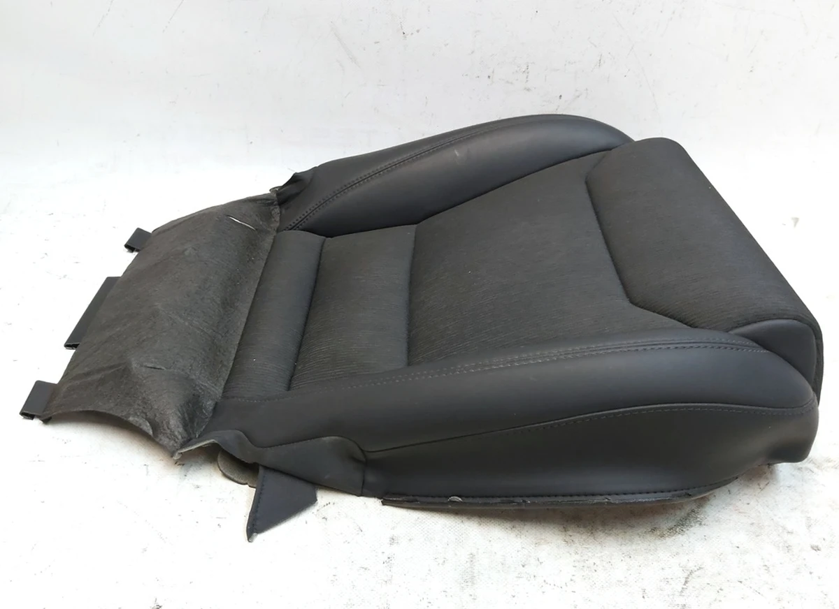 1 The trim on the bottom of the driver's seat TXT SEAT Tesla model  S REST 1454066-00-A
