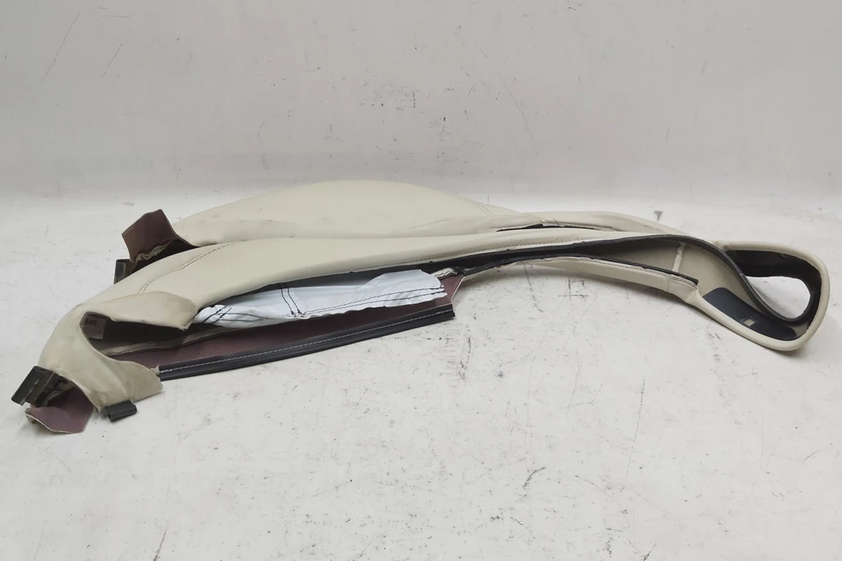 1 Side support trim and upper part of the driver's seat PUR CRM Tesla model S REST, model X 1065502-05-B