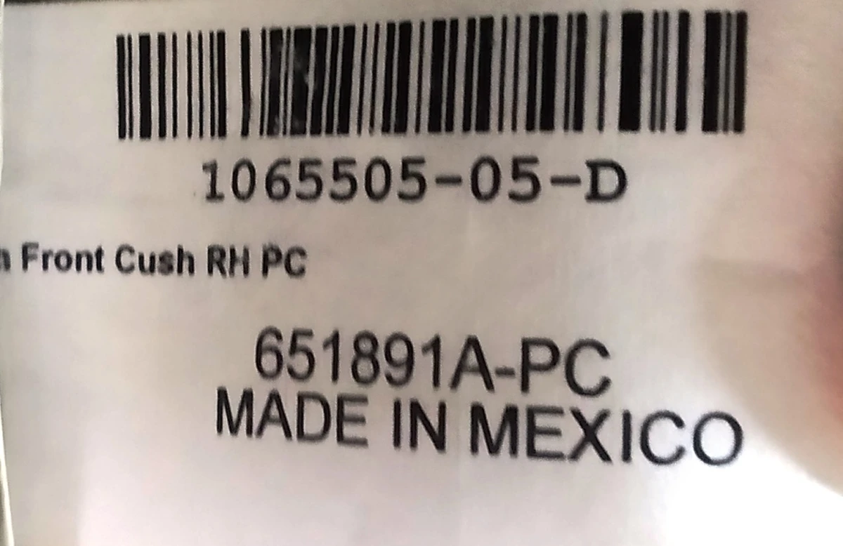 2 Обшивка подушки пасажирського сидіння з підігрівом та без датчика присутності PUR CRM Tesla model S REST, model X 9876524-03-A