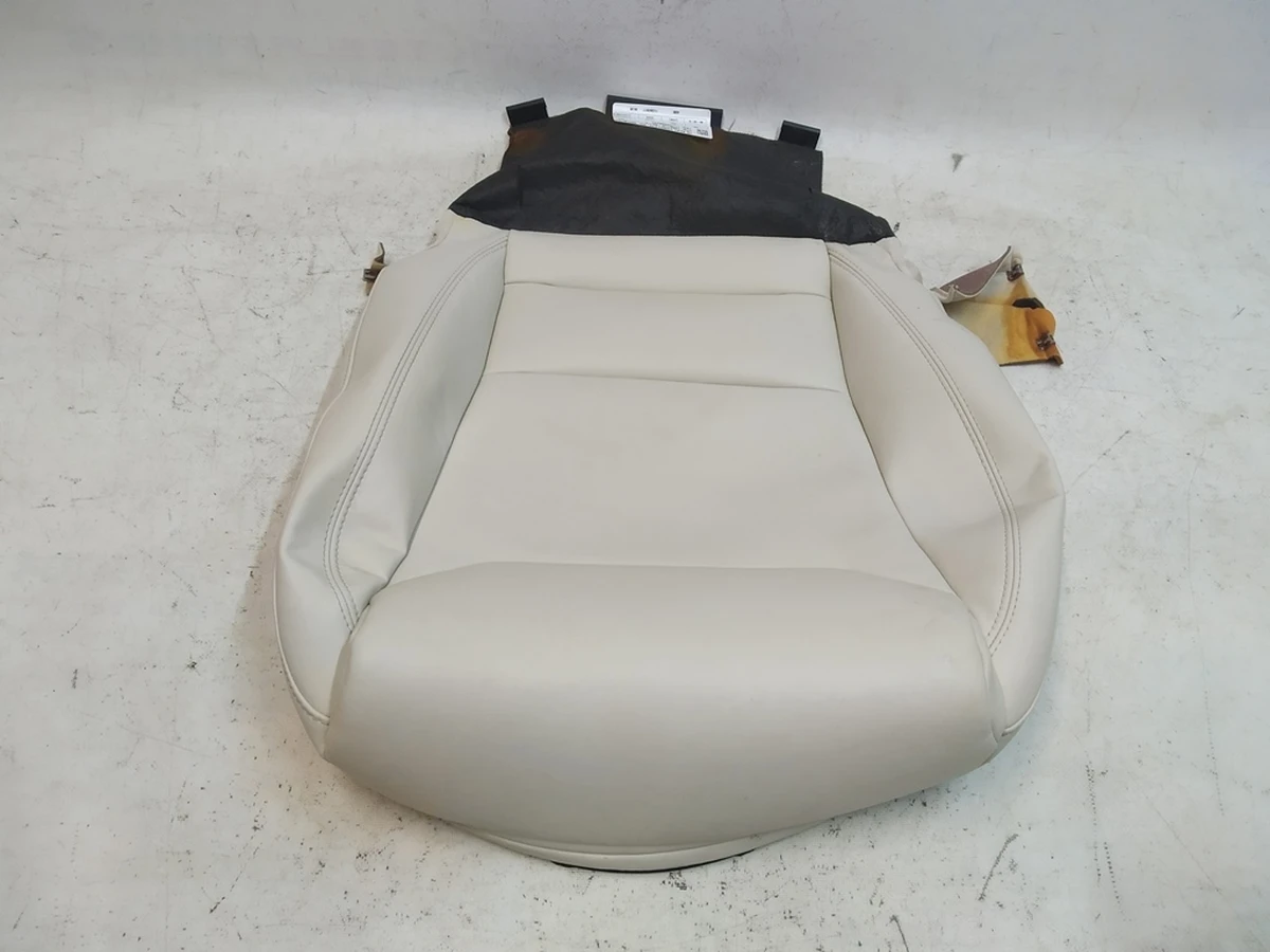 2 Обшивка подушки пасажирського сидіння PUR CRM Tesla model S REST, model X 9876524-03-A