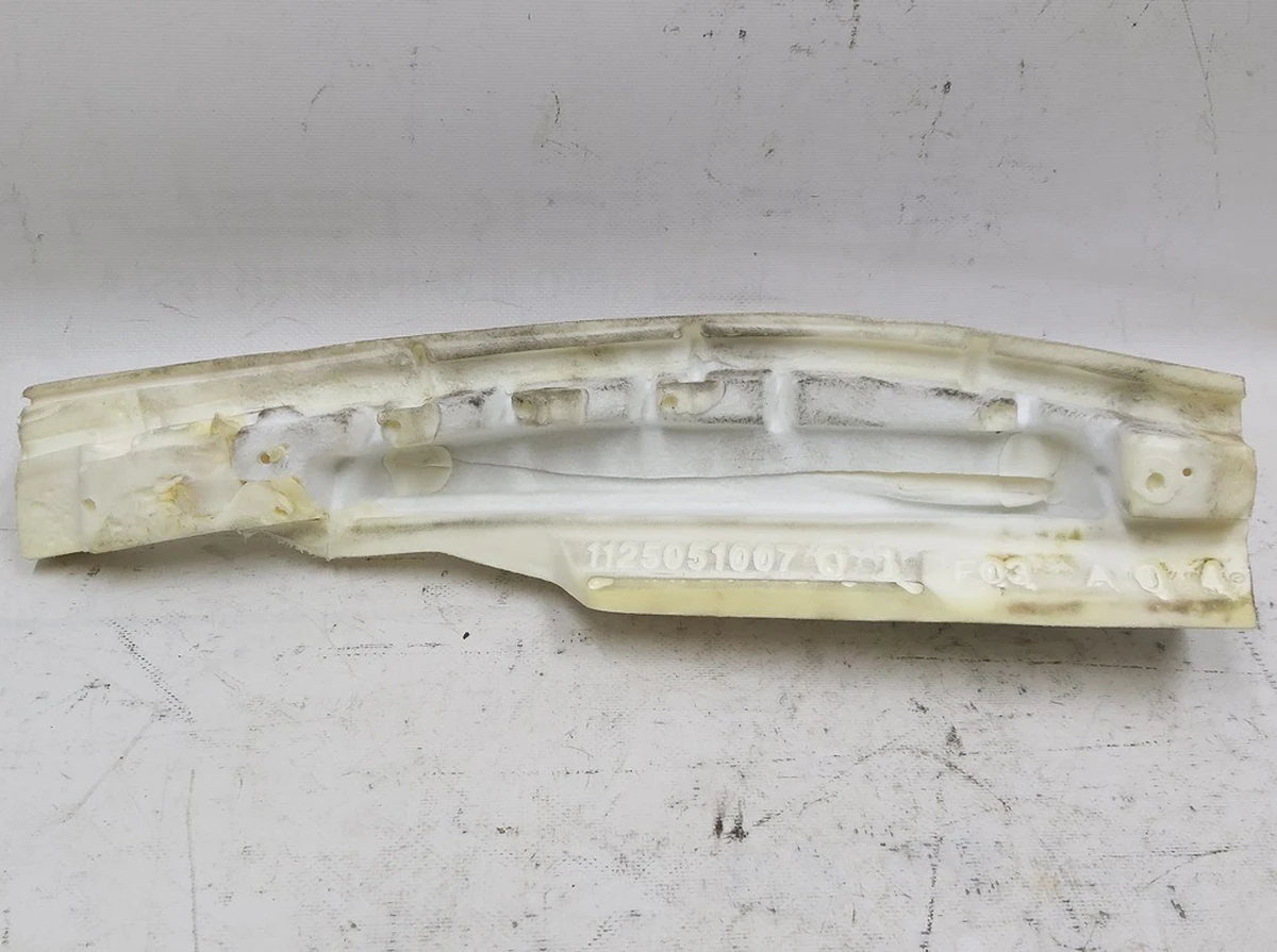 10 Пінний наповнювач бічної підтримки сидіння 2-го ряду під airbag Tesla Model X 1076089