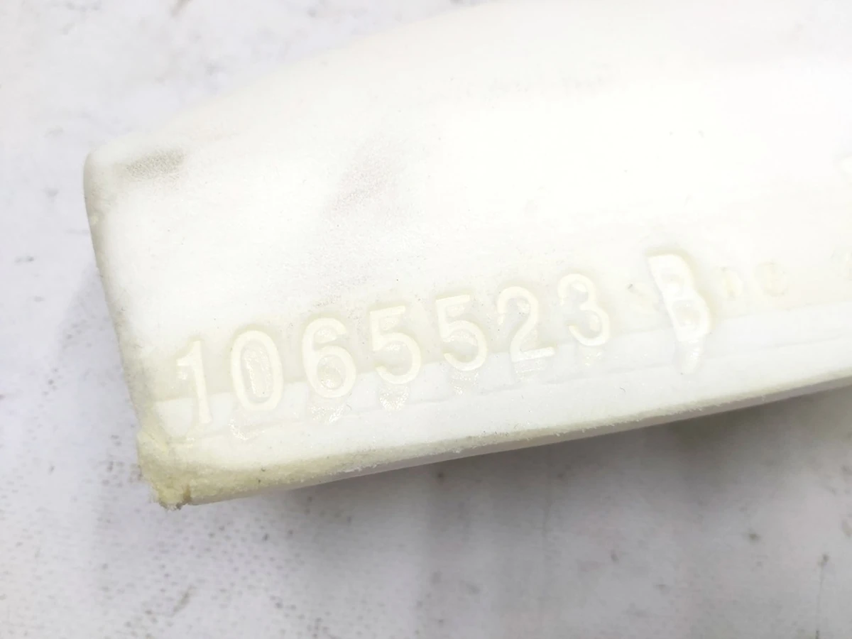 1 2nd row seat side support LH foam padding Tesla Model X 1065523B