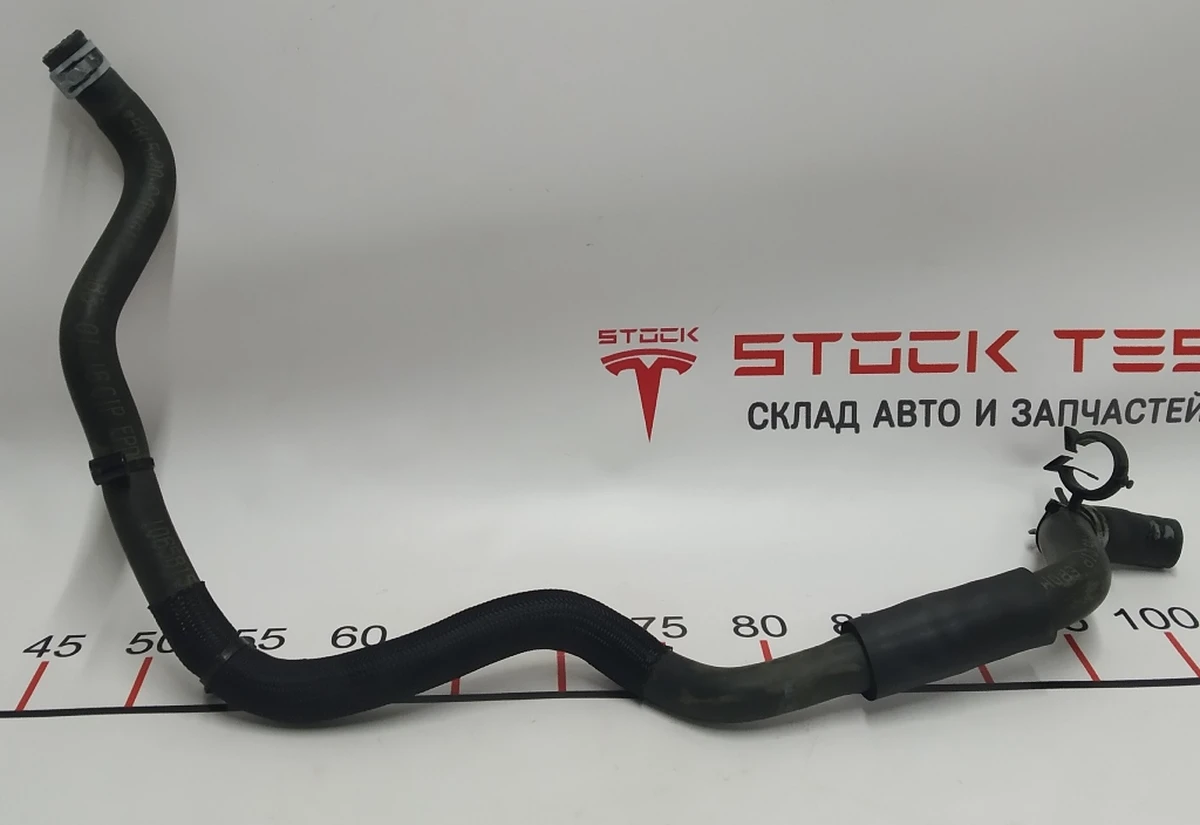 31 Шланг охолодження конвертер DCDC-насос2 Tesla Model S REST 1065815-00-C