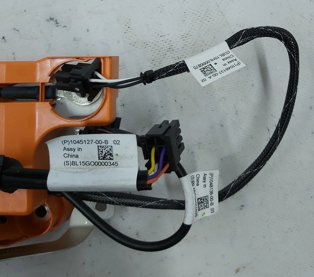 Допоміжний блок керування основної батареї Tesla model S model S REST model X 1065894-00-C