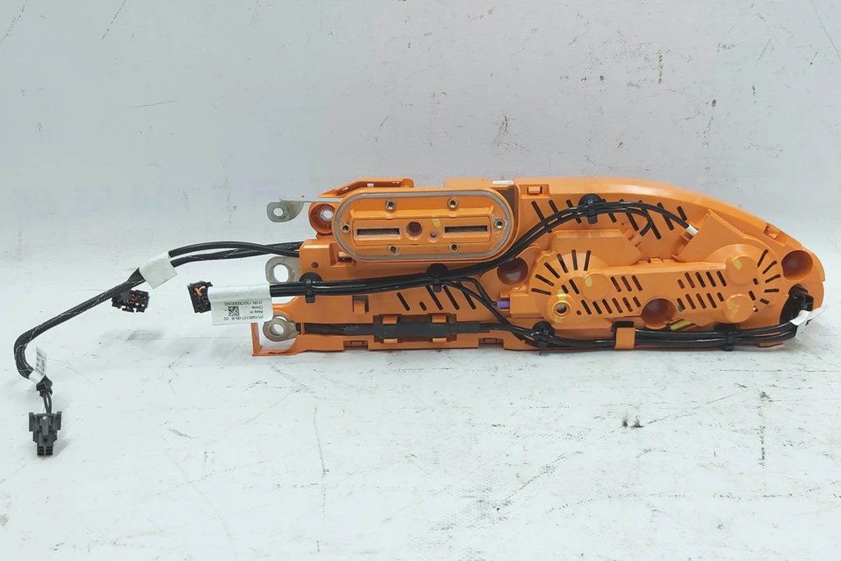 Допоміжний блок керування основної батареї Tesla model S model S REST model X 1065894-00-C