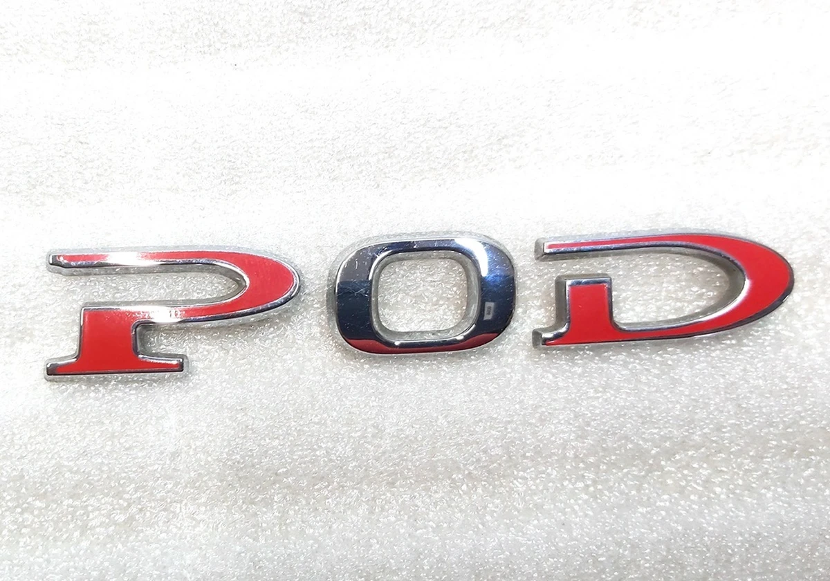 12 P0D BADGE Tesla model X 1066330-00-A