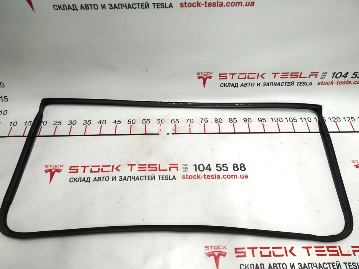 1  REAR DOOR NVH SEAL,UPR,LH Tesla model X 1483697-00-B