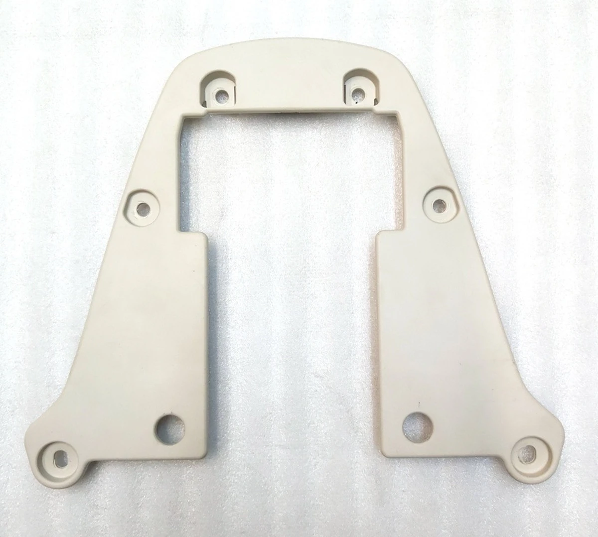 5 Декоративна накладка (пластик) хутро. реєстр. підголівника сидіння 1-го ряду TAN Tesla model S REST, model X 1065501-03-B