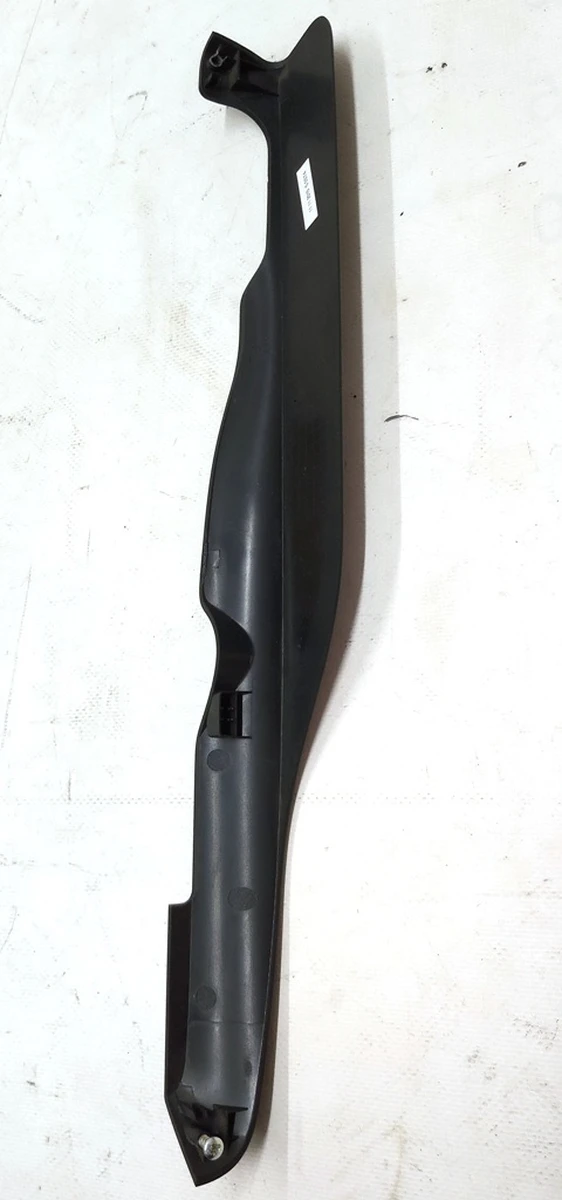 14 Накладка декоративная салазок сиденья водителя нижняя правая длинная с повреждением Tesla model X 1066617-00-A