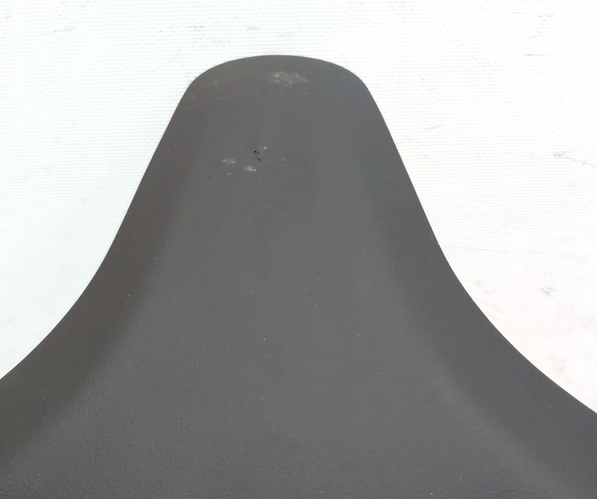 1 Чохол-накладка ззаду спинки сидіння 1-го ряду шкіра з пошкодженням Tesla model S REST model X 1066790-00-A