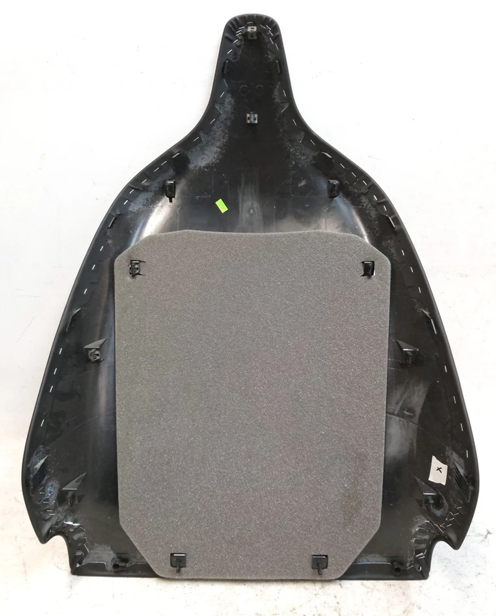 1 Чохол-накладка ззаду спинки сидіння 1-го ряду шкіра з пошкодженням Tesla model S REST model X 1066790-00-A