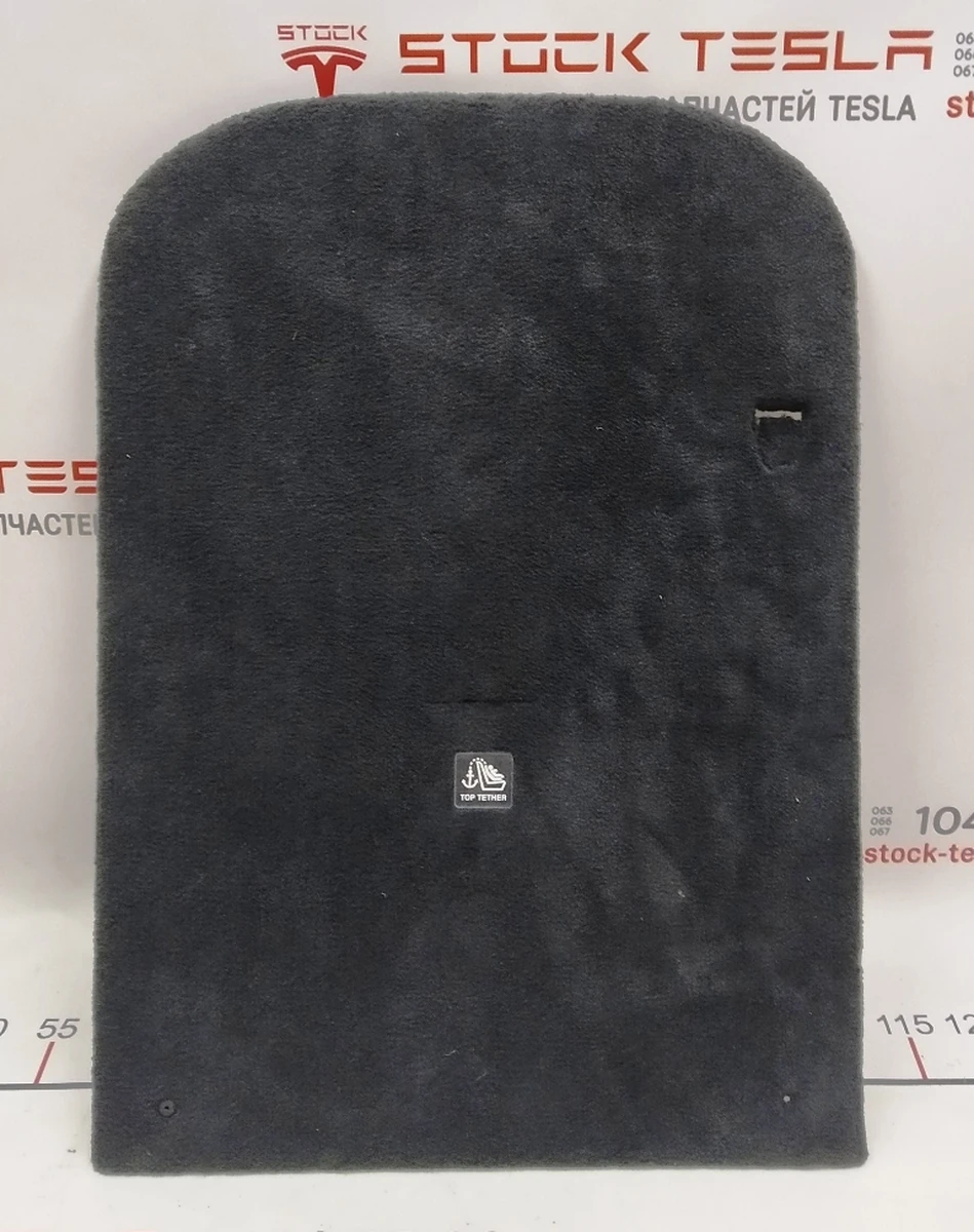 15 Чохол-накладка задня спинки сидіння 3-го ряду права Tesla model X 1066927-00-A