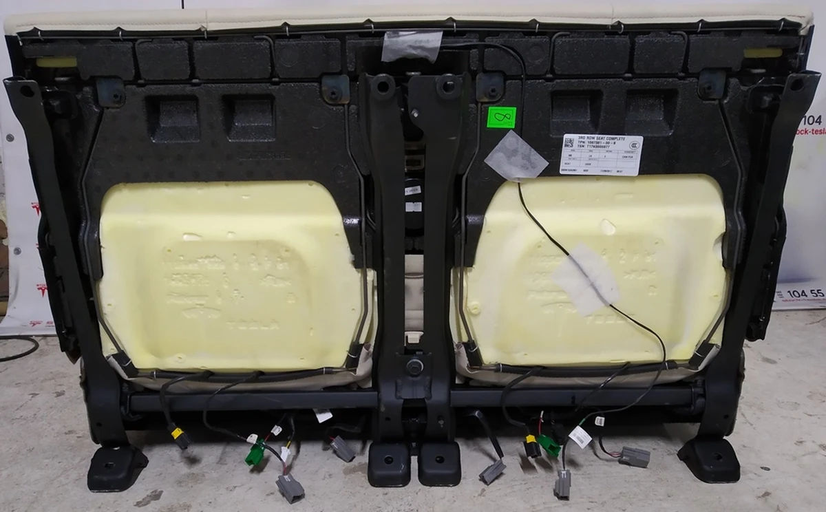 1 Сидіння 3-й ряд у зборі PUR CRM Tesla model X 3123808-03-A