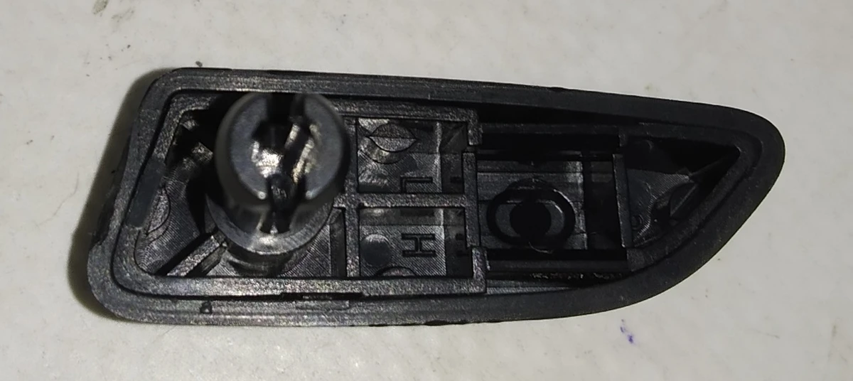 2 Кнопка регулировки положения спинки водительского сиденья (графит) Tesla model S REST, model X 1067694-00-B