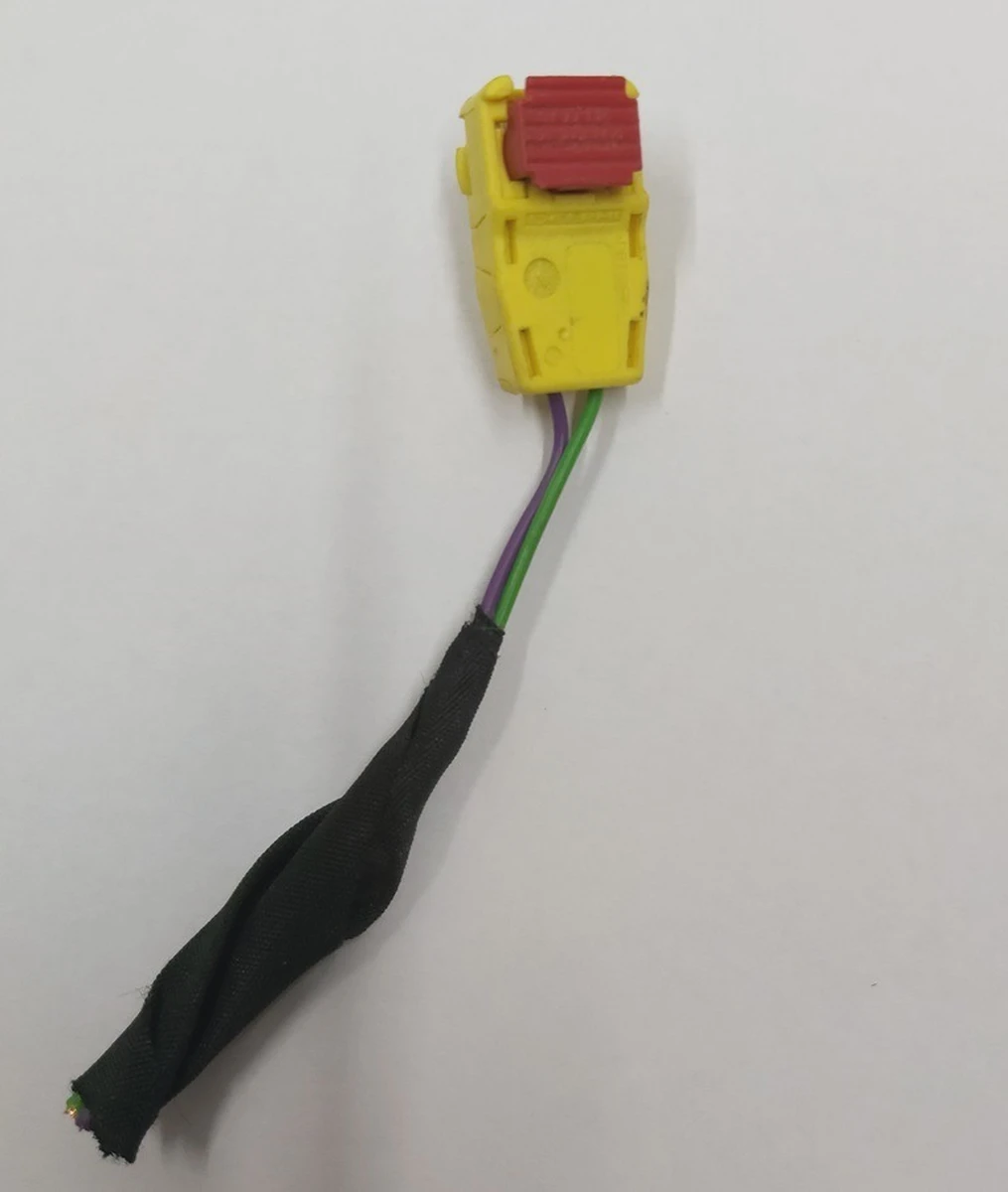 Interior wiring harness connector Premium Tesla model 3 1067954-00-E