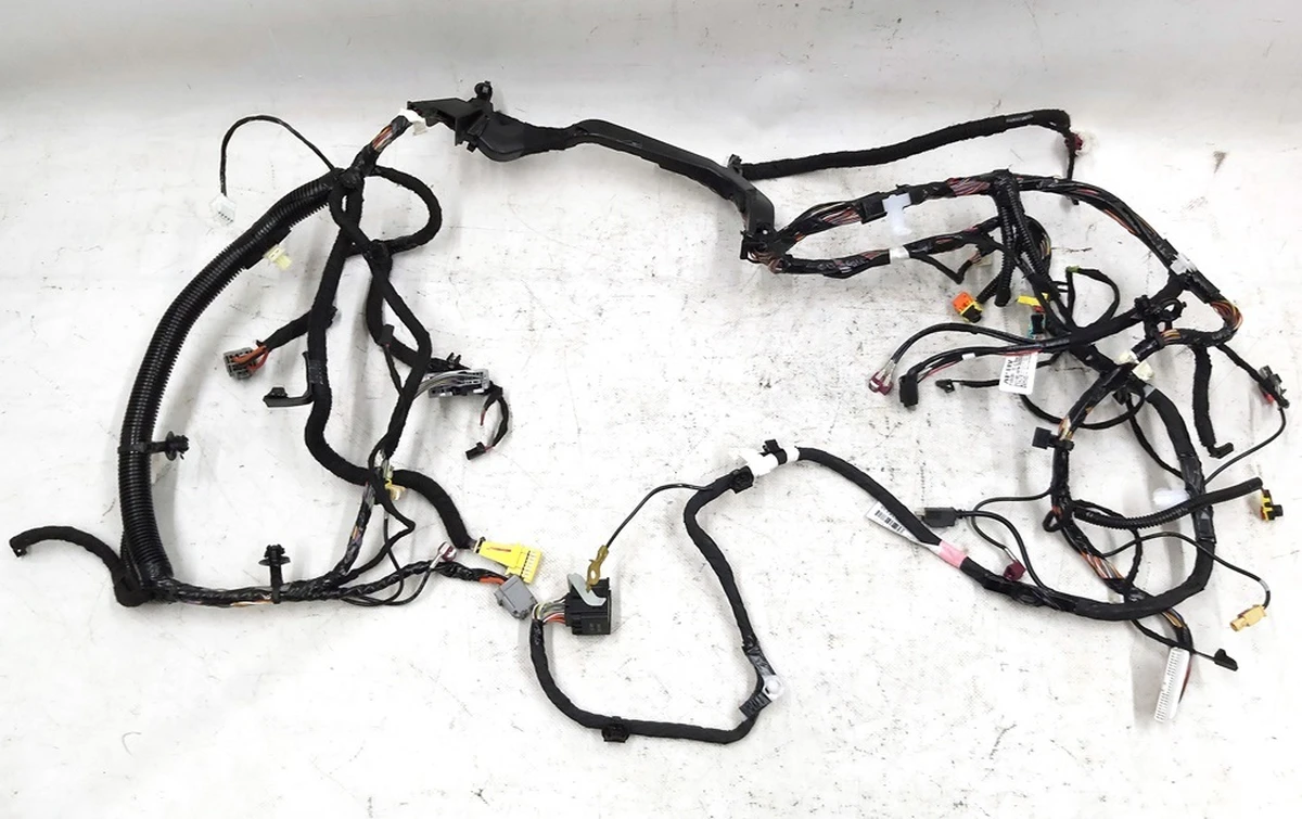 1 Електропроводка інструментальної панелі (торпедо) PREMIUM RWD Tesla model 3 1067960-00-F