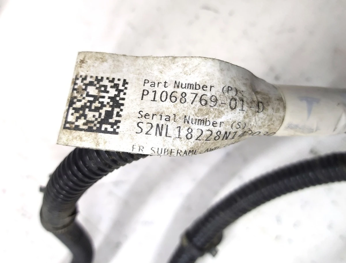 3 Проводка переднего подрамника AWD Tesla Model 3 1067969-01-D