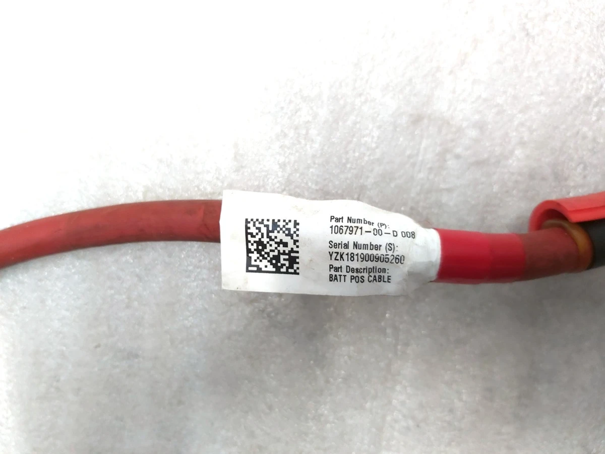 11 Кабель АКБ "плюс" із ізолятором Tesla model 3 1532350-00-A