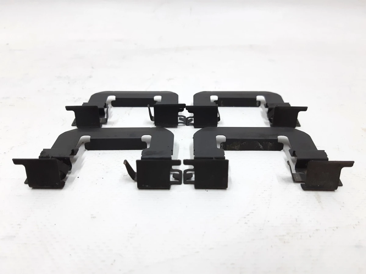 3 Пружины колодок тормозных задних (комплект 4 штуки) Tesla model S, model S REST 1068331-00-B