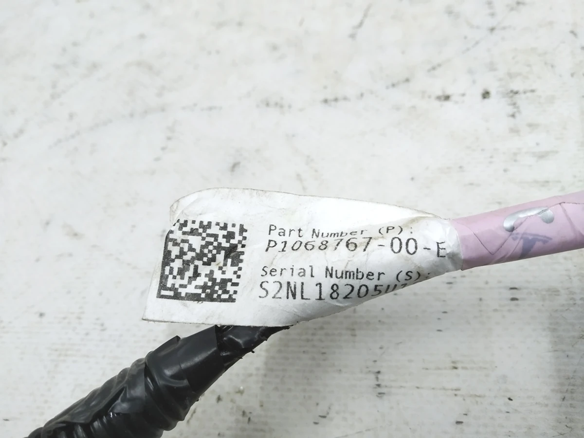 1 Электропроводка батареи 12V Tesla model 3 1068767-00-G
