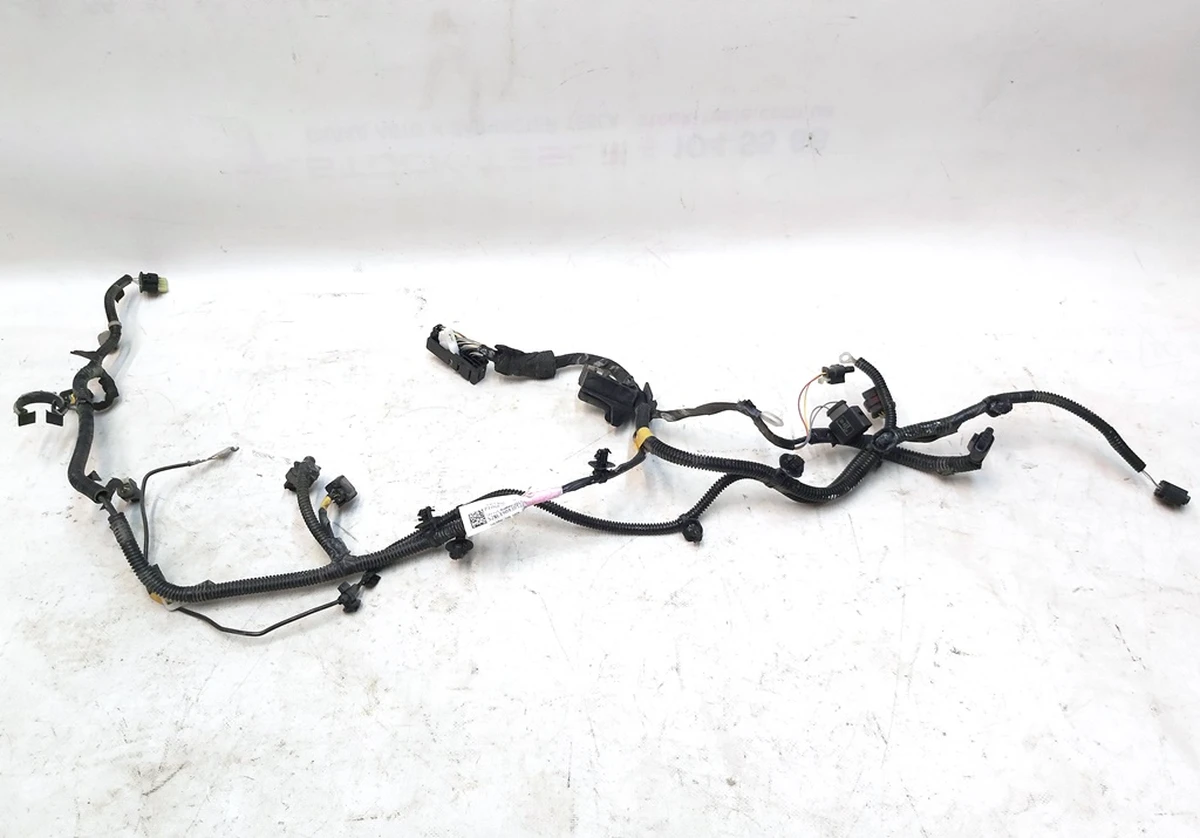 1 Електропроводка батареї 12V зі слідами окиснення Tesla model 3 1068767-00-G