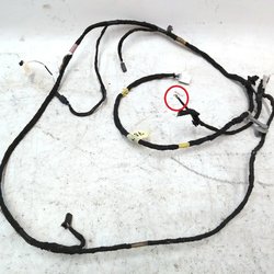 2 Електропроводка полиці багажного відсіку верхньої із пошкодженням Tesla model 3 1068770-00-E