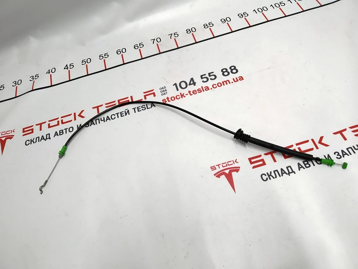 1 Трос замку двері передньої правої Tesla model 3 1068963-00-M