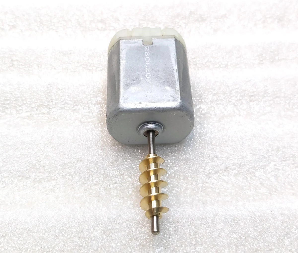 Моторчик приводу замка дверей, ляди (280620212) Tesla model 3 1068963 1068964 1003549