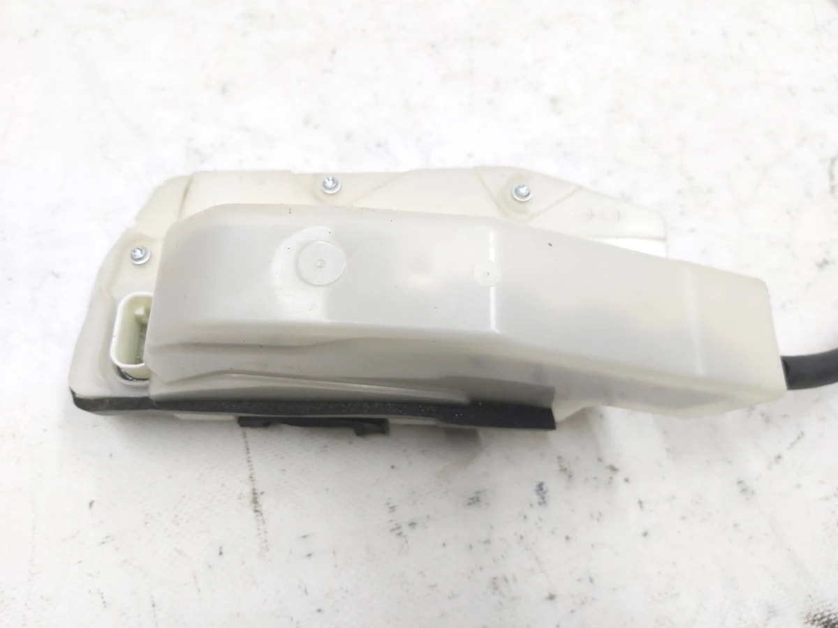 1 Замок двери передней левой в сборе с тросиком Tesla model 3 1068964-00-M