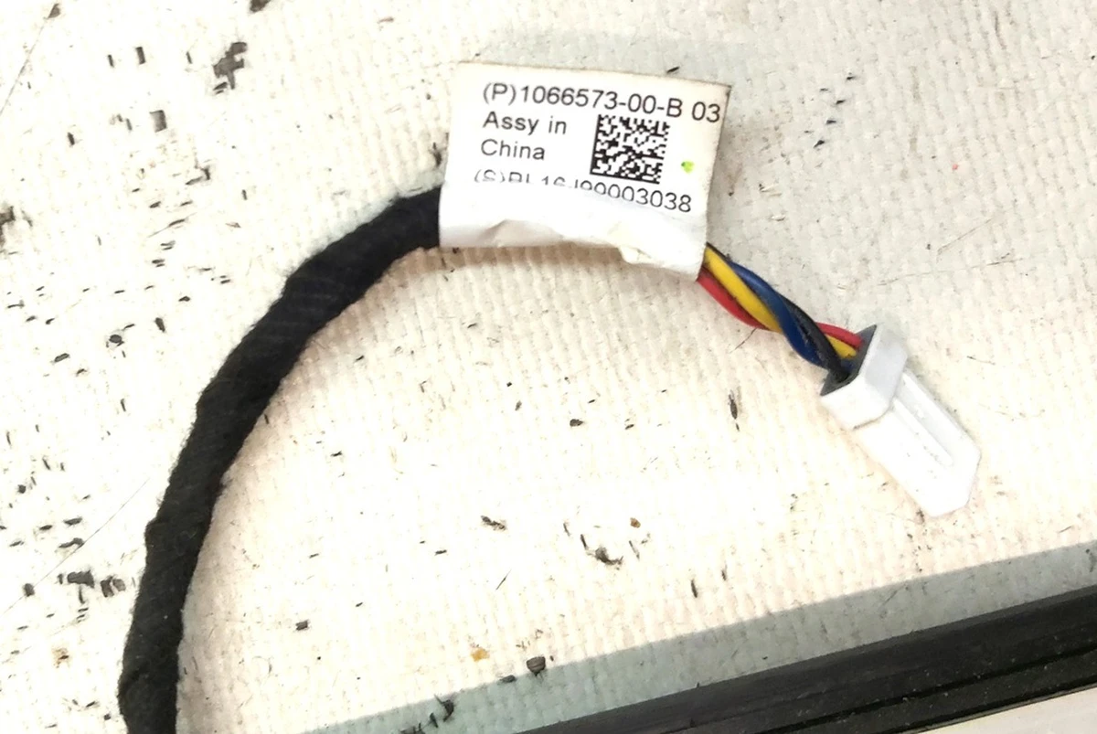 3 Накладка двери задней левой наружная нижняя с датчиком Tesla model X 1097663-00-B 1063444-00-B 1067553-00-B