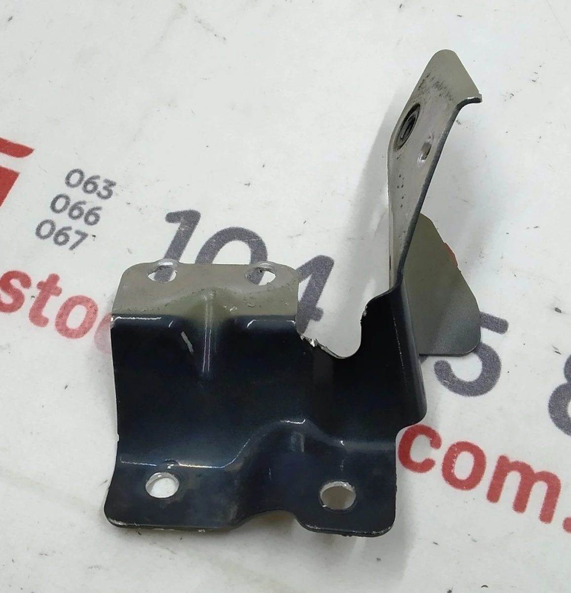 6 Чверть передня ліва кронштейн кріплення полиці крила Tesla model X 1069419-S0-A