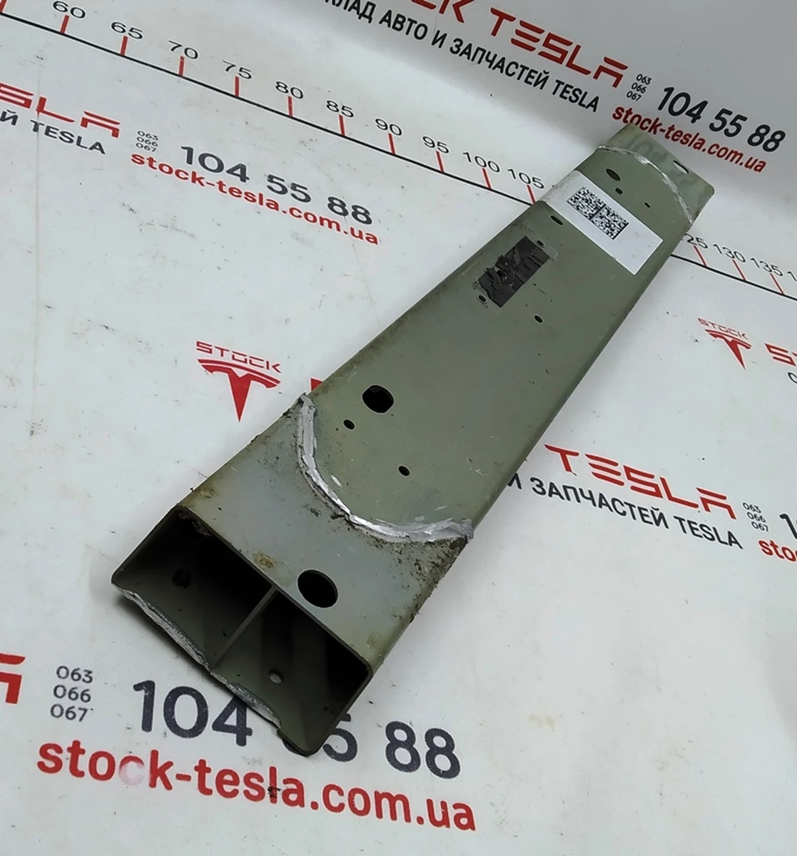 1 Балка передня поперечна підсилення склянок (не знімна) Tesla model X 1069423-S0-B