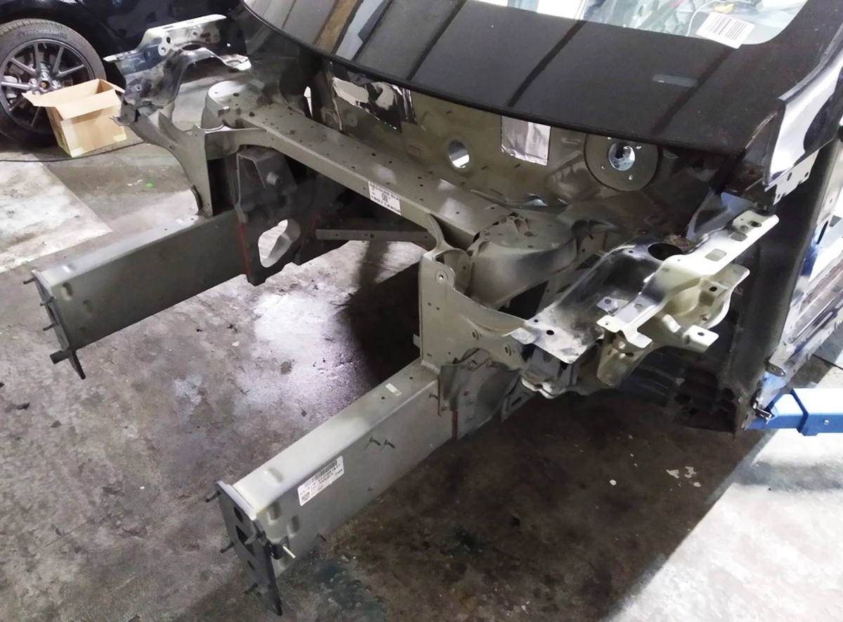 Комплект передніх внутрішніх кузовних панелей (морда) Tesla model X 1069423-S0-B