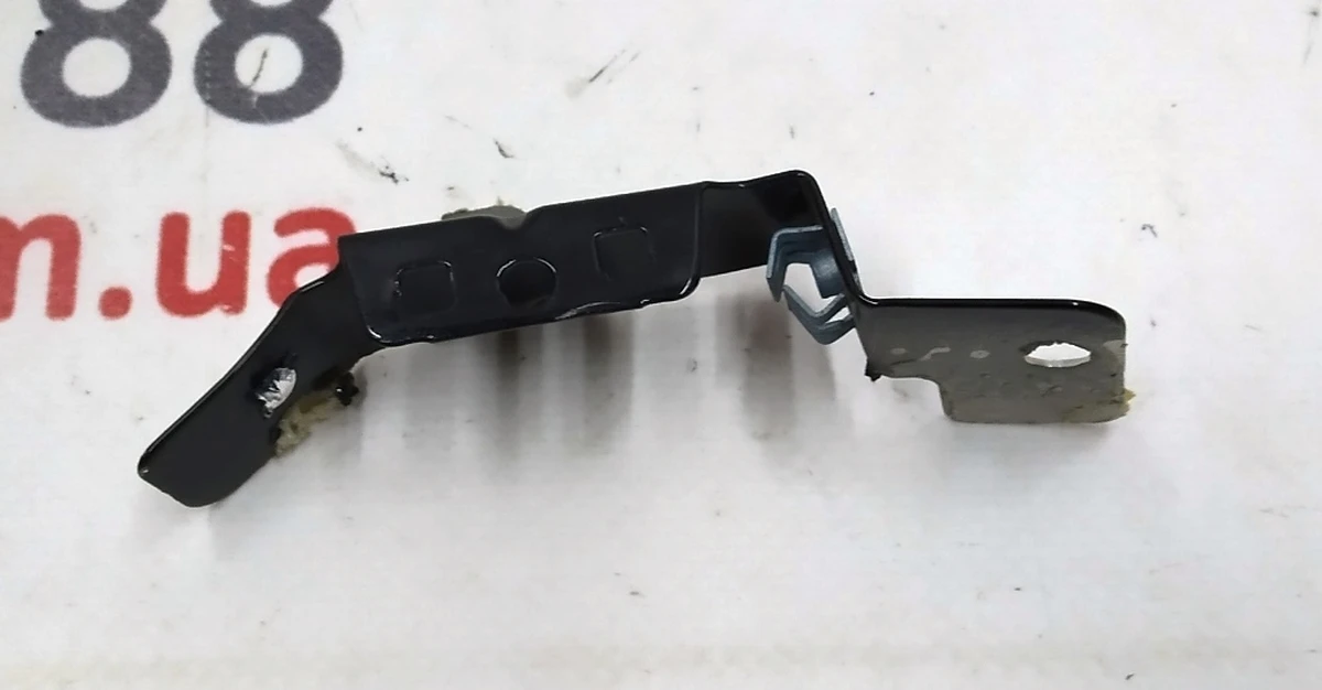 4 Bracket for fastening the body panel of the roof (panels) of the racks A / B, right rear upper Tesla model X 1069436-S0-A