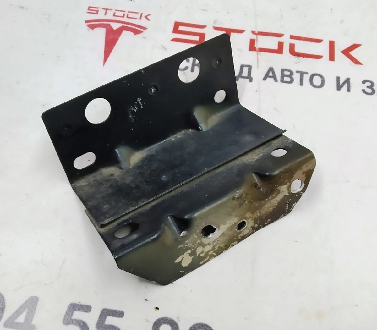 6 Bracket for fastening the body panel of the roof (panels) of the A / B pillars, right, front, lower, assembly Tesla model X 1069443-S0-B