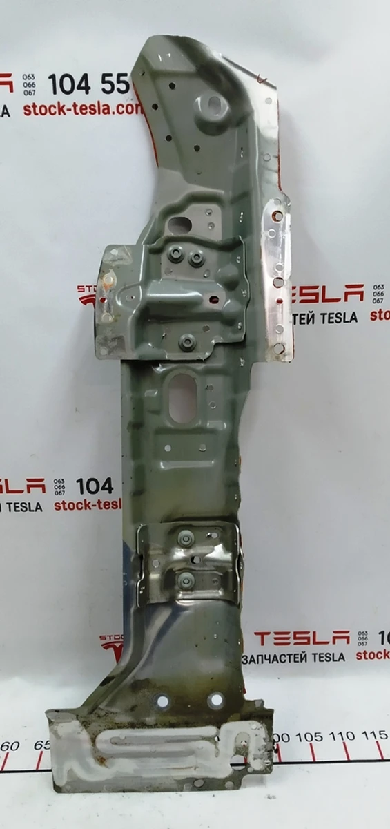 7 Чверть передня ліва панель стійки A середня частина в зборі з кронштейнами кріплення петель дверей Tesla moldel X 1069449-S0-A