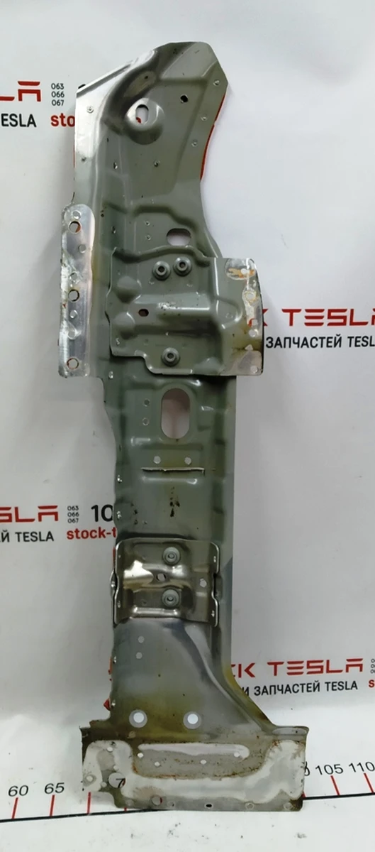 7 Quarter front right A-pillar panel middle part assembly with door hinge mounting brackets (damaged) Tesla moldel X 1069450-S0-A