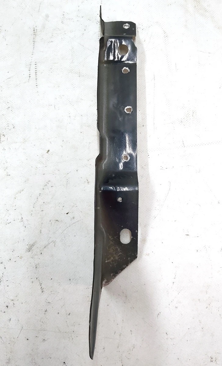 24 Кузовна панель правої стійки C нижня внутрішня Tesla model X 1069474-S0-A