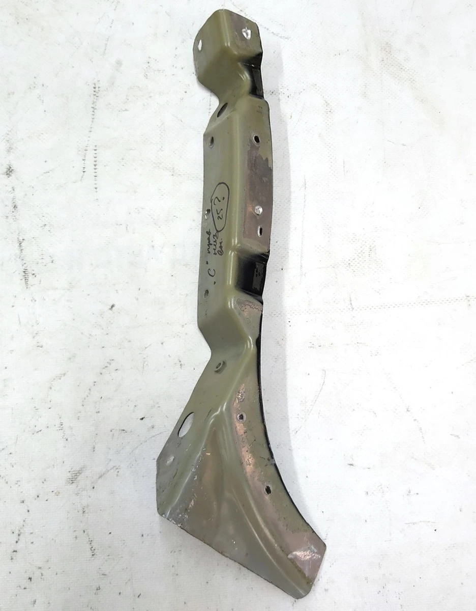 24 Кузовна панель правої стійки C нижня внутрішня Tesla model X 1069474-S0-A