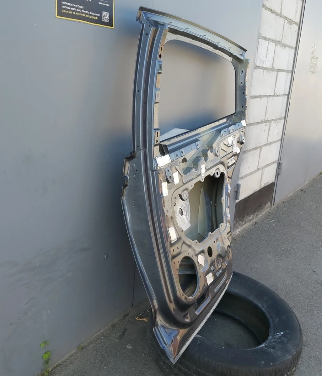 Двері задні праві (метал) PMNG Tesla model X 1069538-12-A